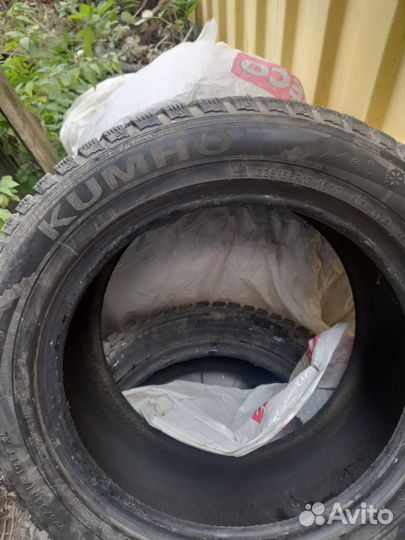 Kumho I'Zen KW22 225/55 R17