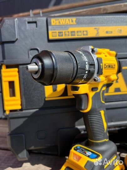 Шуруповерт dewalt бесщеточный ударный