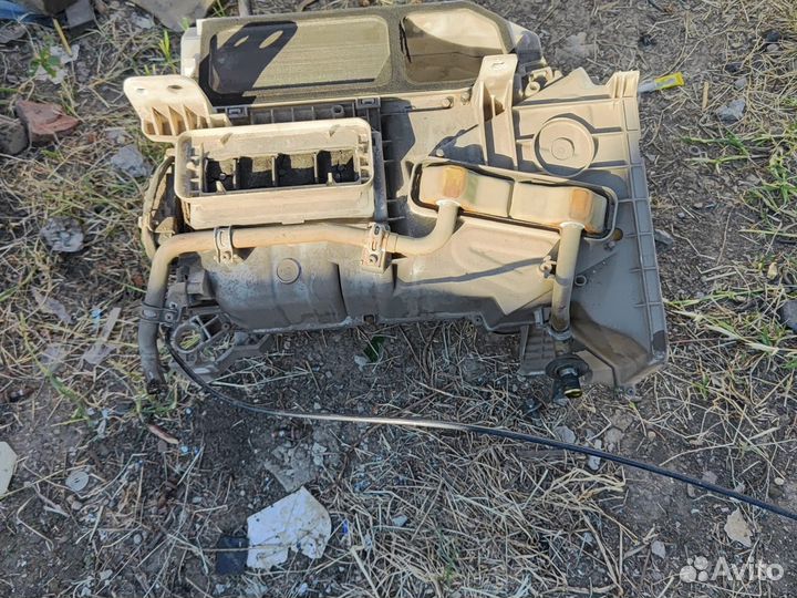 Передняя печка Toyota crown 141