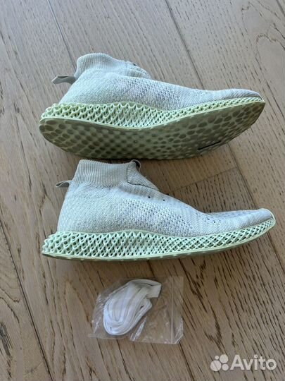 Adidas consortium runner 4D