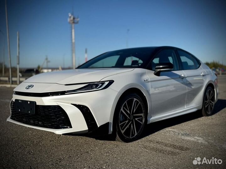 Toyota Camry 2.0 CVT, 2024