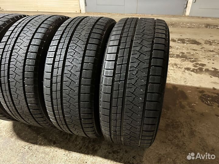 Triangle Snowlink TWT02 265/50 R19