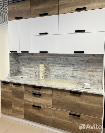 Кухонный гарнитур (цена за всю кухню)