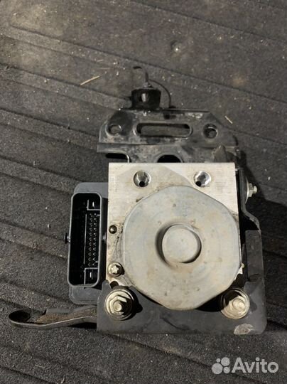 Блок абс лада веста