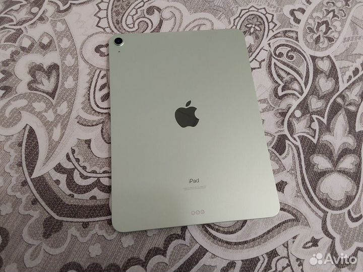 iPad air 4 2020 64gb wifi в отличном состоянии