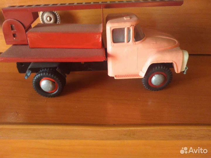 Модель грузовика