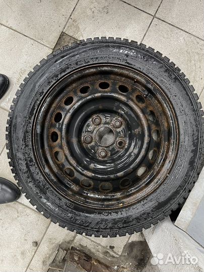 Зимние колеса dunlop 205/55 r16