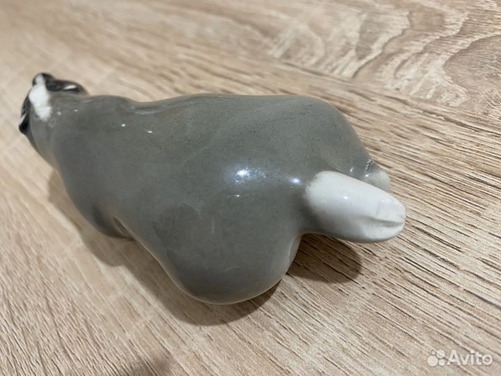 Советская статуэтка со сколом