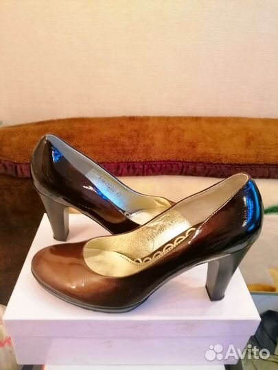 Обувь осенняя женская