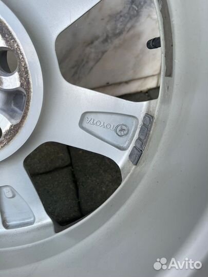 Колеса диски 225/65/r17 на Тойота Рав 4 оригинал