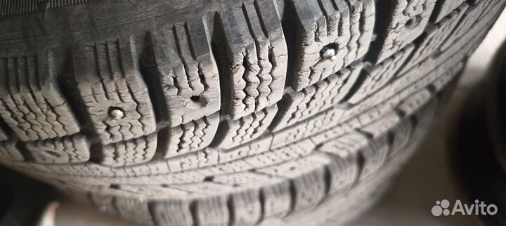 Michelin Agilis X-Ice North 195/65 R15