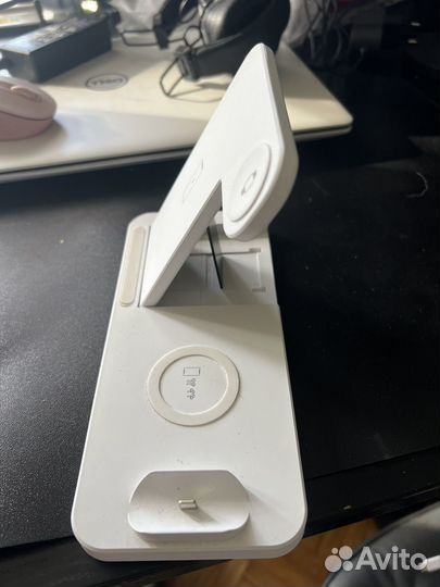 Беспроводная зарядка 3 в 1