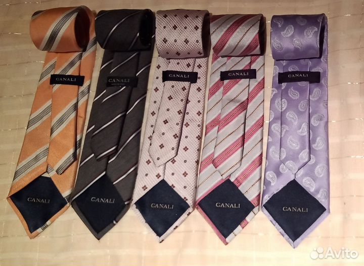 Галстуки извeстнoй итальянcкой фирмы