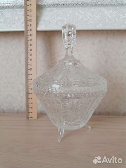 Ваза с крышкой хрусталь