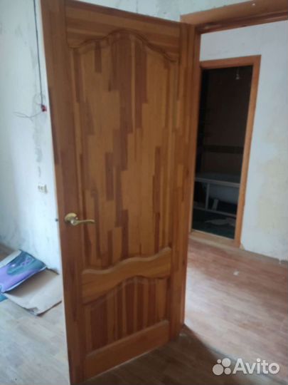 Двери межкомнатные деревянные б/у