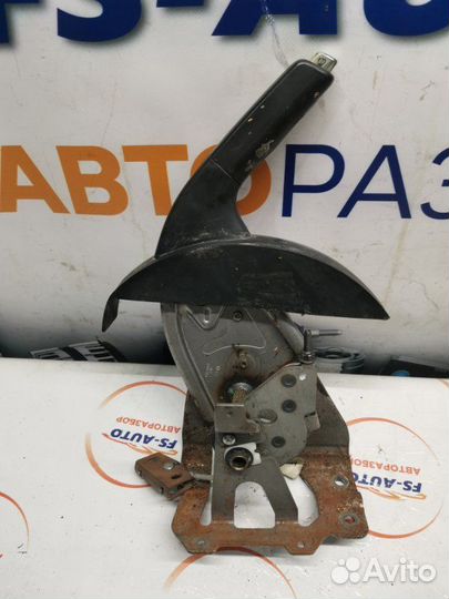 Ручник Nissan Qashqai 1.6 HR16DE 2012