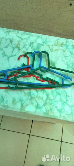 Вешалка плечики для одежды детские