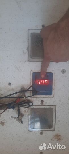 Инкубатор на 104 яйца несушка