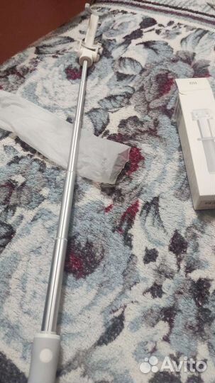 Монопод для селфи и модем