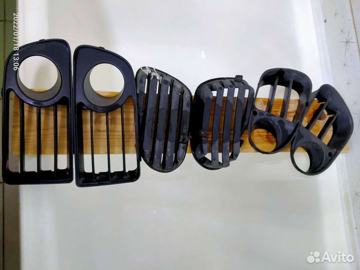 Mitsubishi Carisma 1998 каризма на запчасти