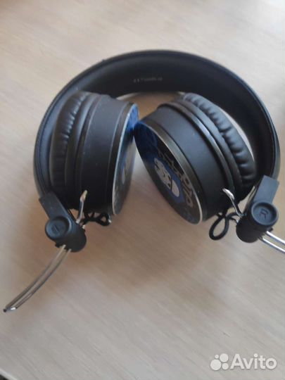 Беспроводные наушники