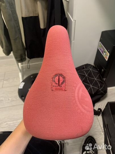 Седло на Bmx Macneil