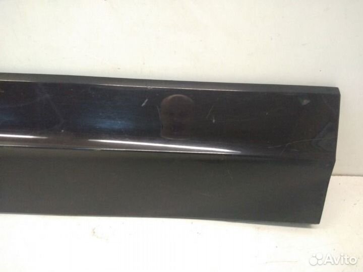 Накладка двери передняя правая Volkswagen Touareg