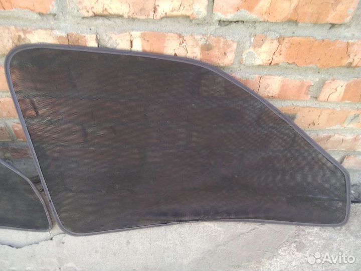 Каркасные шторки на Nissan Cube Z10