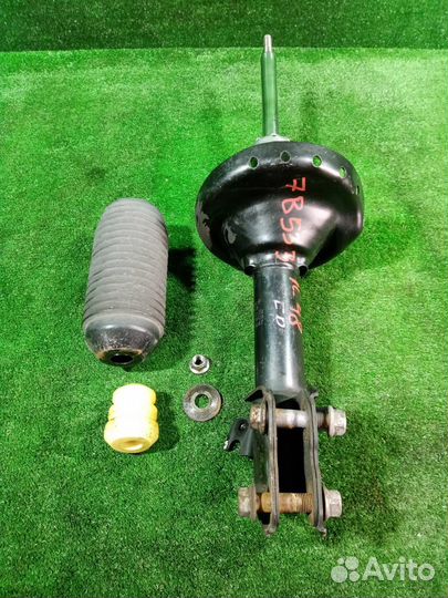 Стойка подвески передняя правая Subaru Legacy