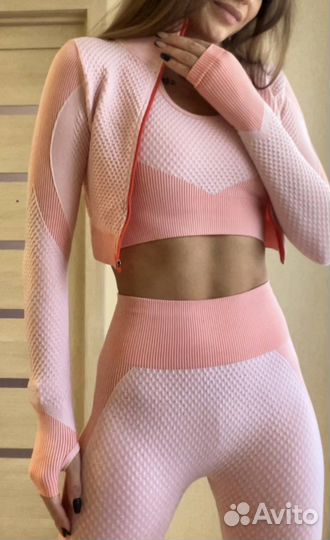 Костюм для фитнеса. Спортивный костюм. Новый