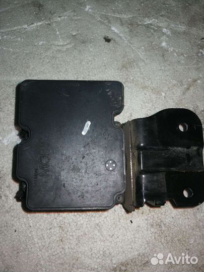 Блок абс abs hyundai I 30 2013 хундай ай 30