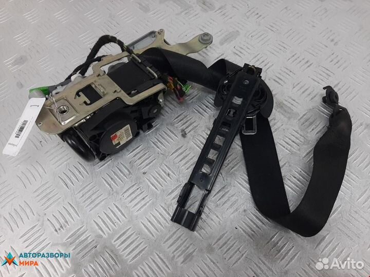 Ремень безопасности Mercedes-Benz C-Класс