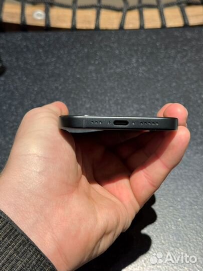 iPhone 15, 128 ГБ