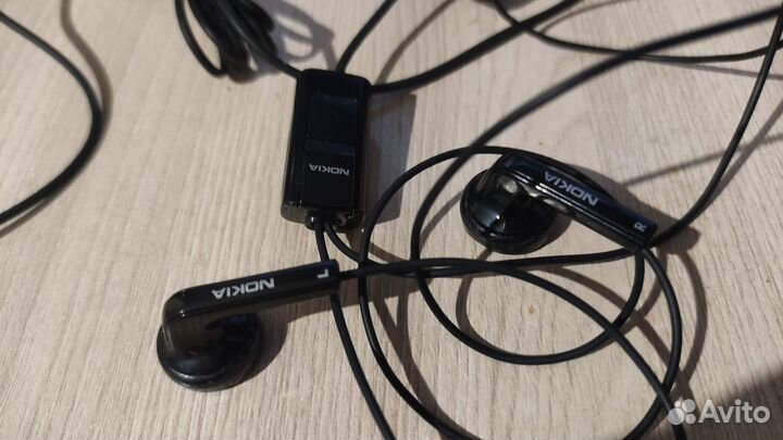 Новые проводные наушники Micro-Jack