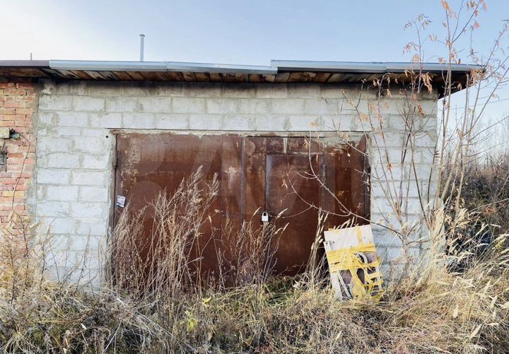 Гараж, > 30 м²