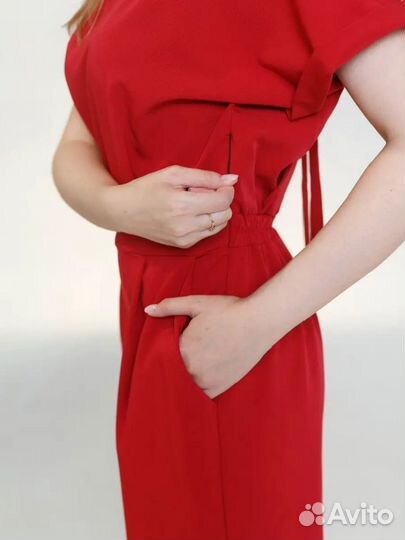 Комбинезон женский