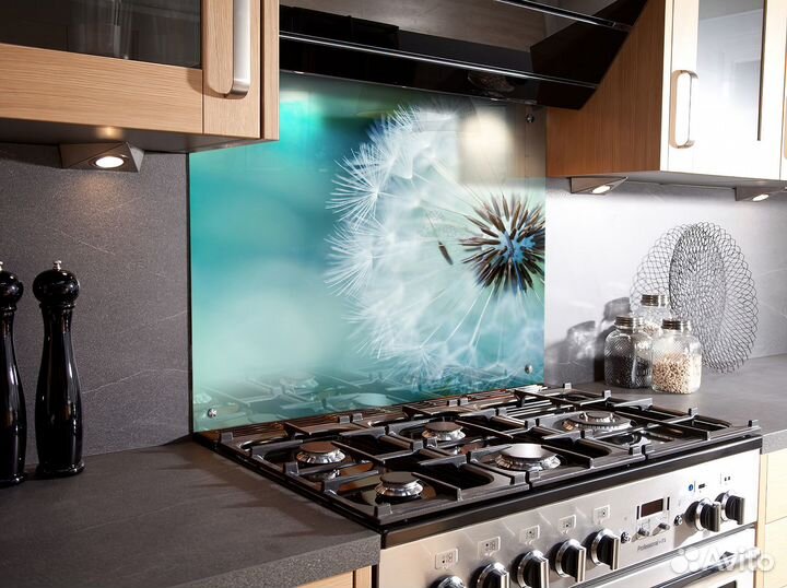 Защитный экран для плиты из стекла