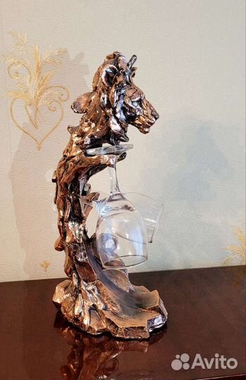 Интерьрная подставка для фужеров