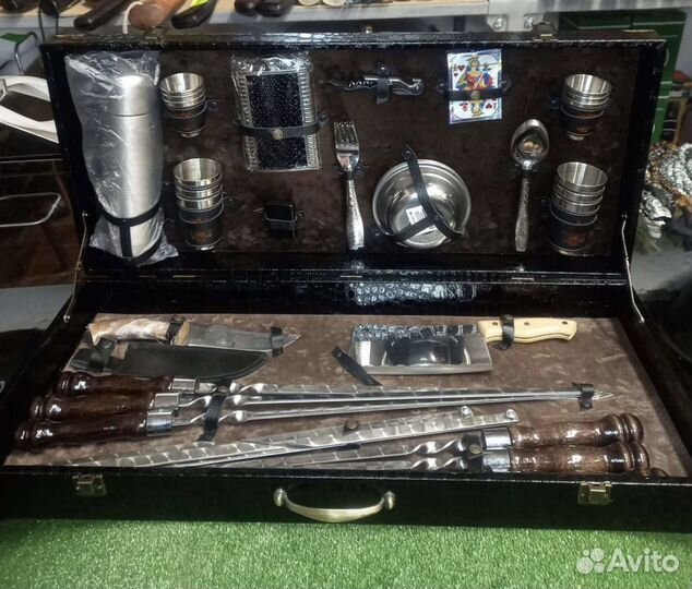 Шaмпура подaрочные в кейсе