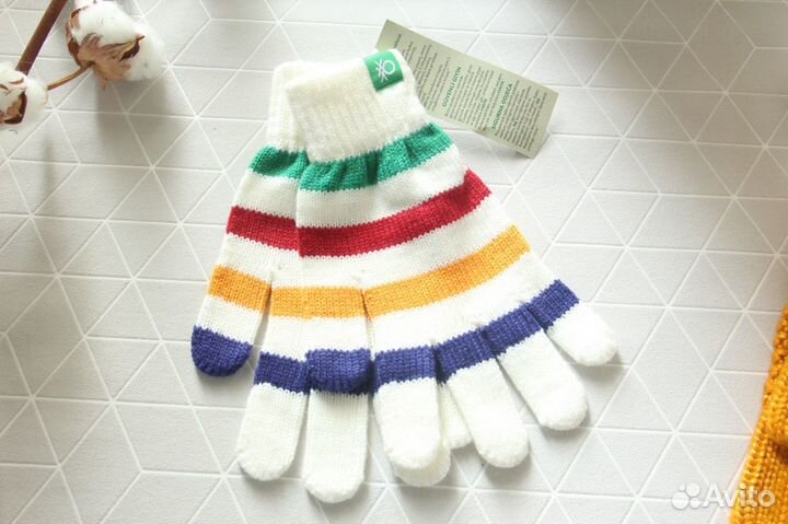 Км Перчатки Benetton