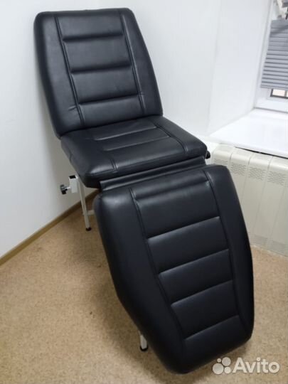 Массажная кушетка стационарная