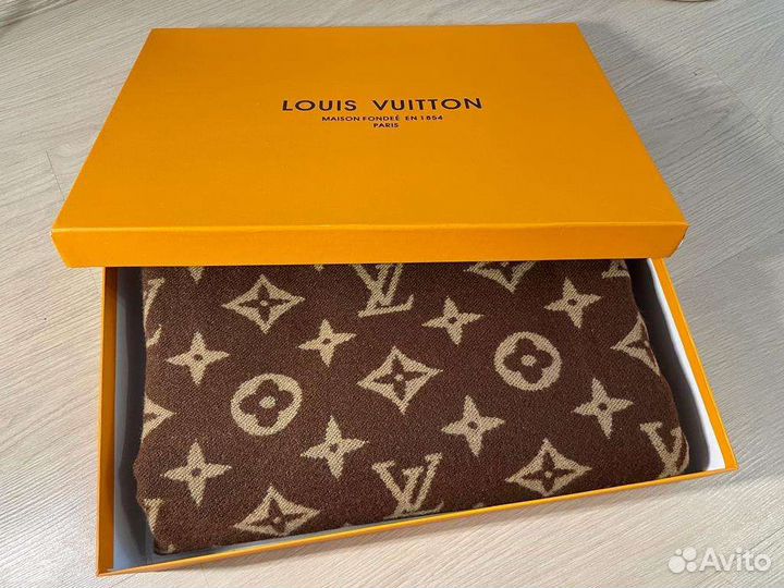 Плед Louis Vuitton