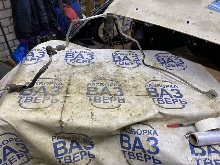 Трубка кондиционера Джетта 5 Гольф 5