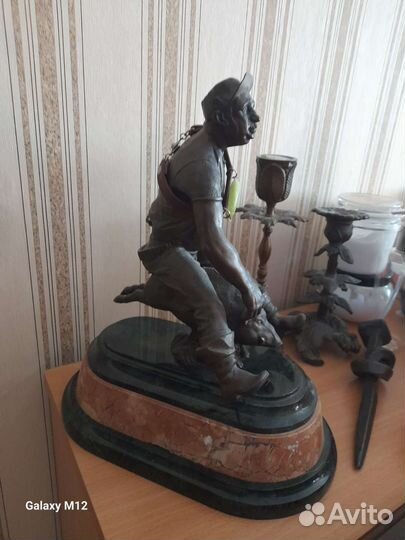 Бронзовая статуэтка