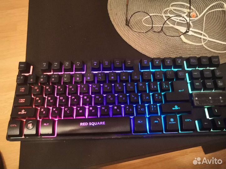 Игровая клавиатура с подсветкой