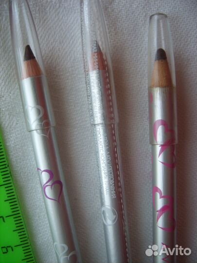 Карандаш для бровей