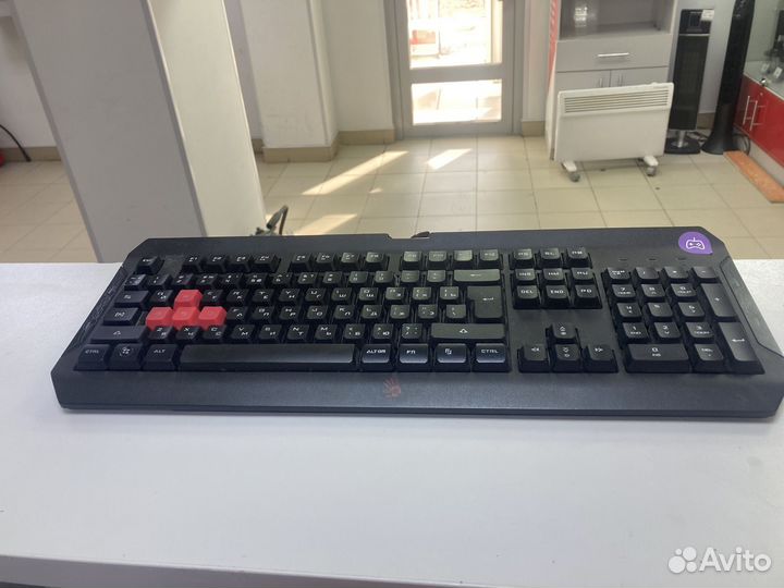 Сп23) Игровая клавиатура Bloody Q100