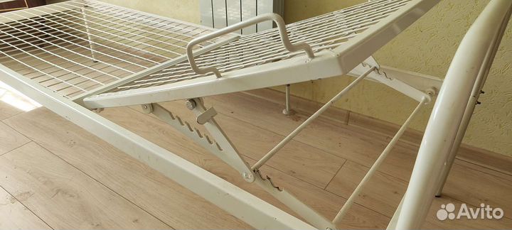 Кровать металлическая односпальная медицинская