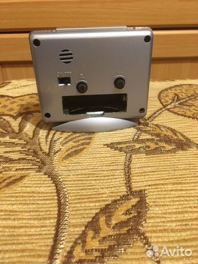 Настольные часы, будильник