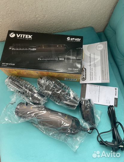 Фен щетка новая